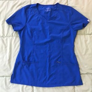Cherokee Pocket Scrub Top, size M brilliant blue